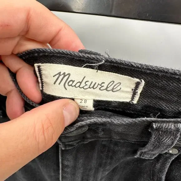 MADEWELL McCarren Raw-Hem Jean Skirt in Washed Black G5523 // 28 - Picture 6 of 12